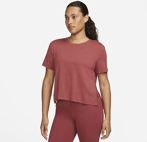 Nike yoga tişört