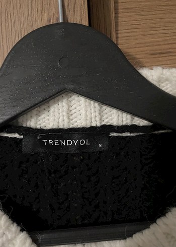 Rahat Kesim, Yüksek Yakalı Kadın Triko Kazak - Görsel 2