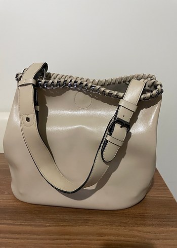 Zincir Detaylı Bej Deri Kadın Çanta - Görsel 2