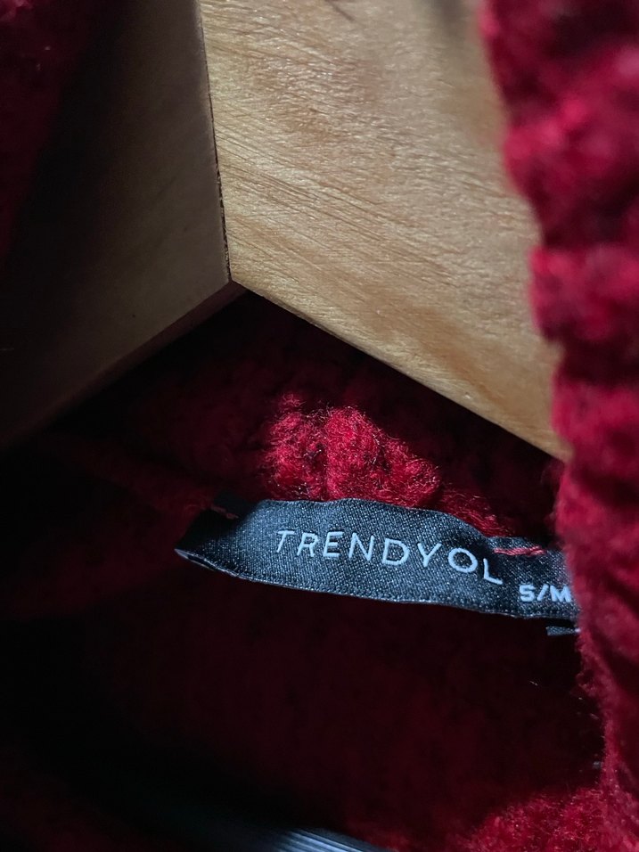 Kırmızı Yün Kadın Kazak Yüksek Yakalı - Görsel 3