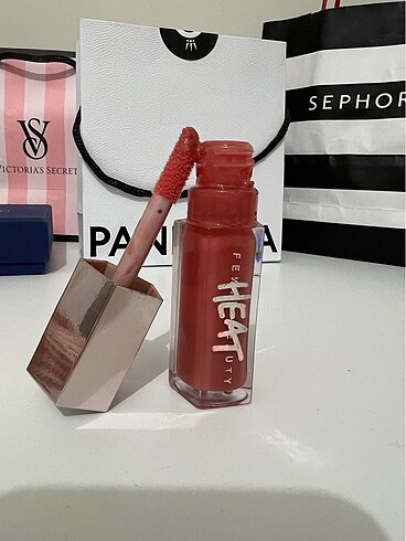 Beden Renk FENTY BEAUTY GLOSS BOMB HEAT Fu$$Y LİPGLOSS