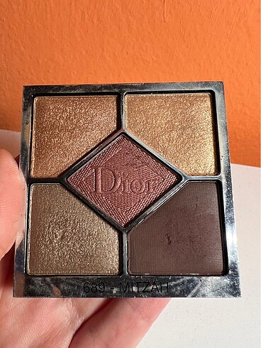 Beden DIOR Eyeshadow Palette