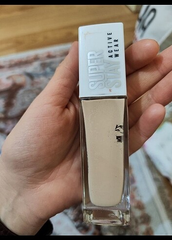 Orijinal Maybelline fondöten açık tenlere uygun(03 true ivory )