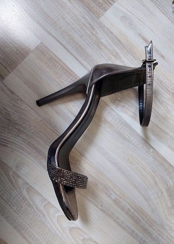Bambi marka kurşun rengi kadın ince topuklu ayakkabı - Görsel 4