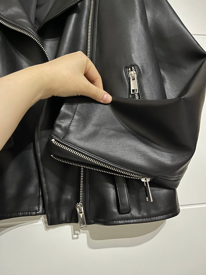 LCW Siyah Kısa Deri Biker Ceket - Görsel 3