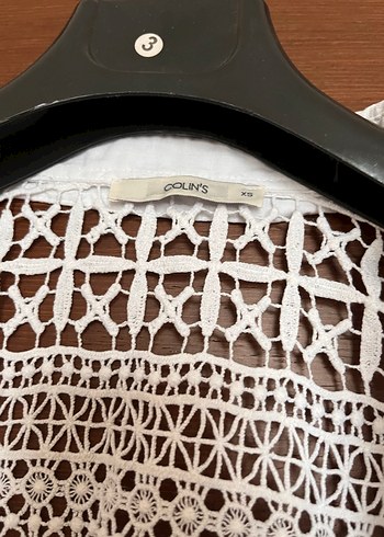 COLİNS Bohem Dantel Detaylı V Yaka Kadın Gömlek - Görsel 5