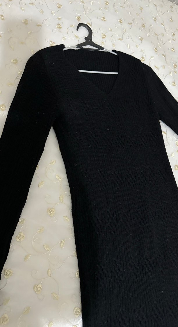Uzun Kollu Siyah V Yaka Triko Elbise - Görsel 2