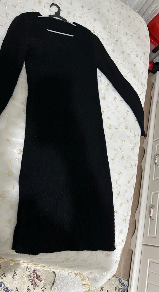 Uzun Kollu Siyah V Yaka Triko Elbise - Görsel 5