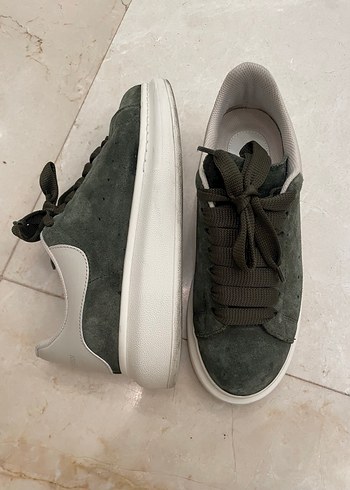 36 Beden Alexander McQueen Kadın Gri Beyaz Spor Ayakkabı