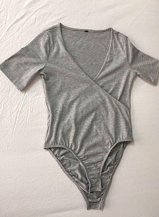Çıçıtlı body