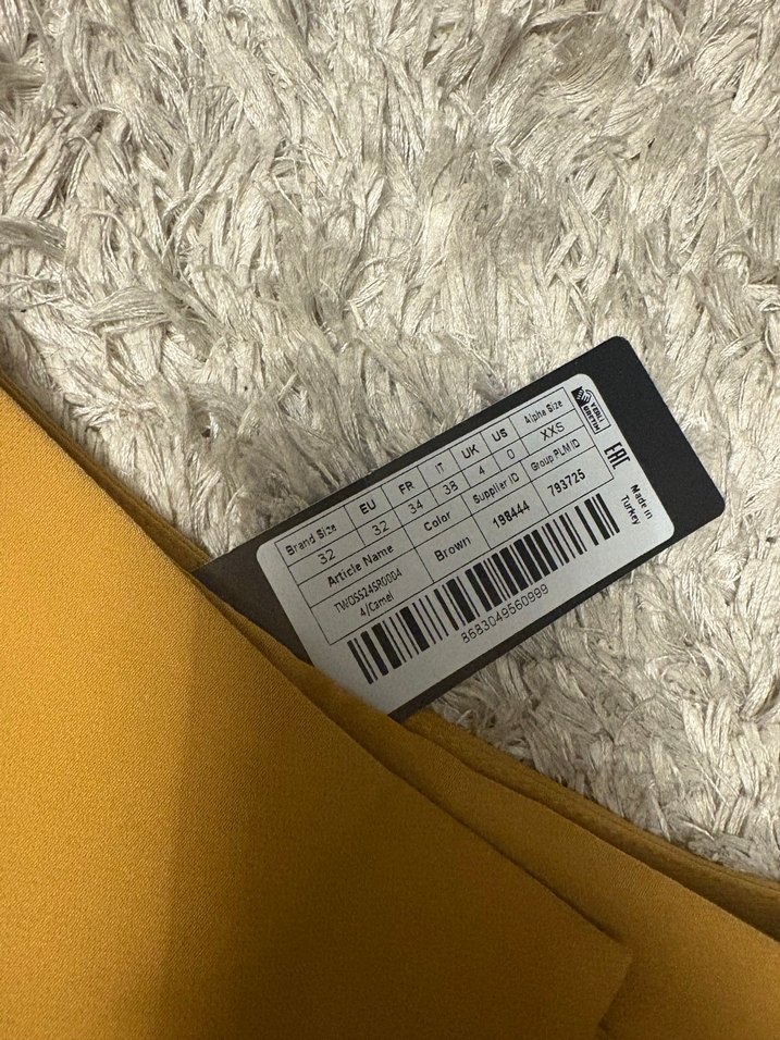 Sarı Kemerli Mini Etek - Görsel 2