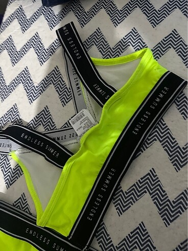 LC Waikiki Kız çocuk bikini.8-9 yaş