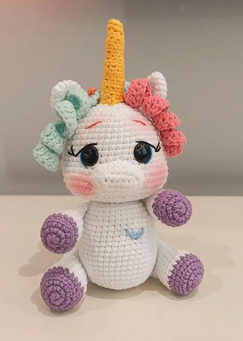 Unicorn örgü Oyuncak amigurumi boynuzlu at