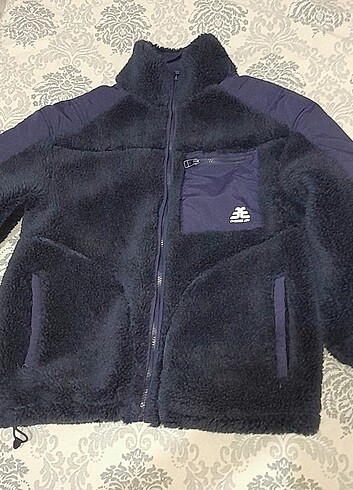 xs Beden Bershka peluş ceket 
