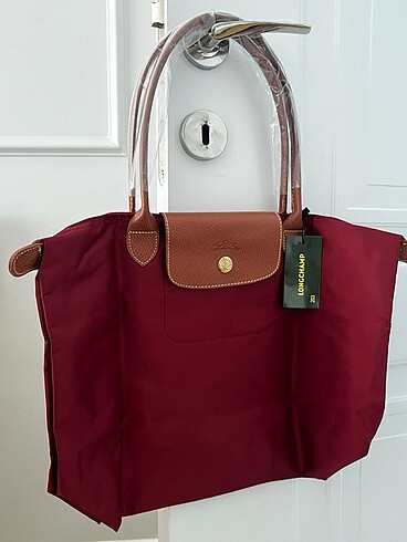 Longchamp L boy bordo