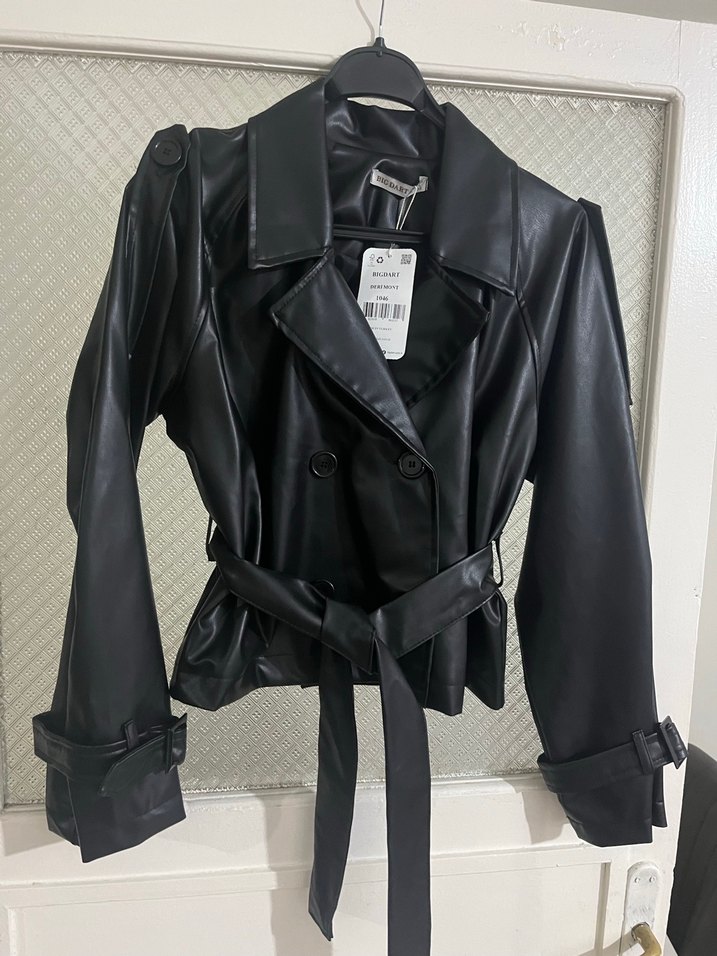 Kemerli Siyah Deri Kadın Ceket - Görsel 2