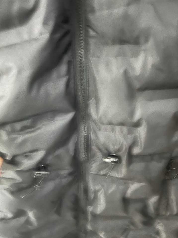 Kadın Siyah Yüksek Yakalı Fermuarlı Yelek - Görsel 2