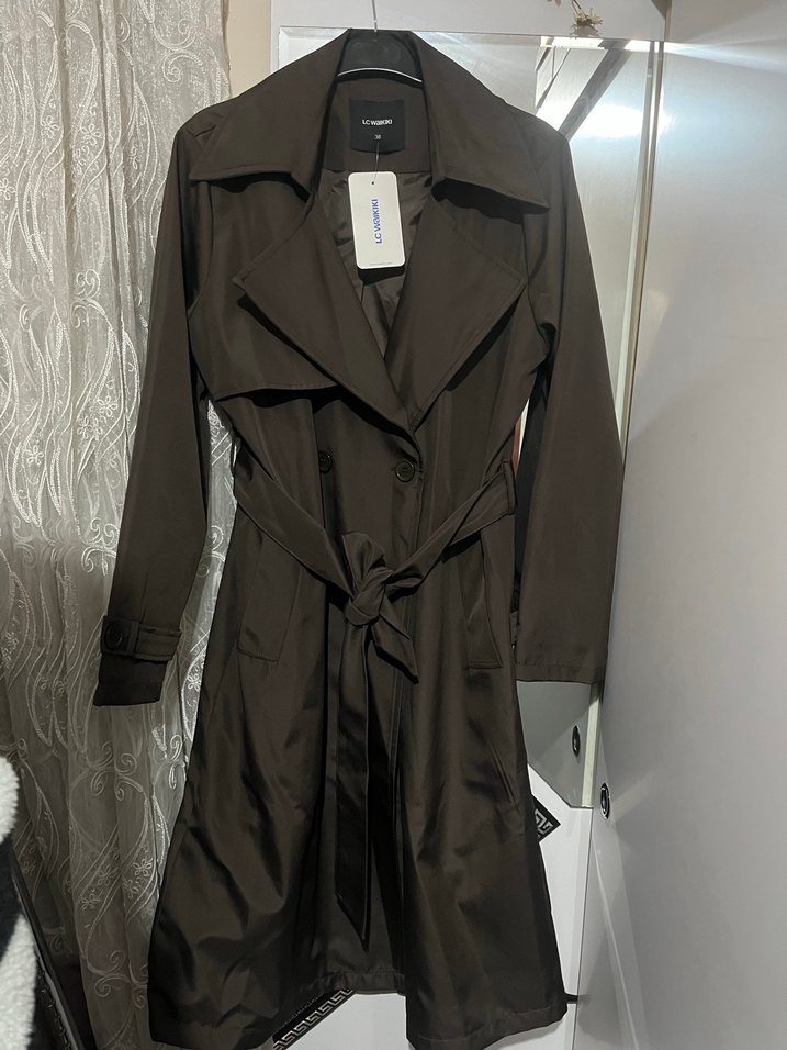 Kahverengi Kadın Uzun Kemerli Trençkot - Görsel 2