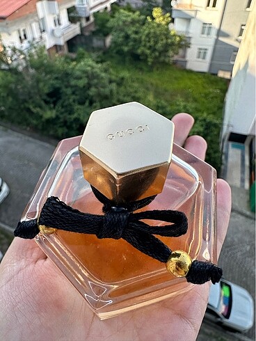 Gucci Flora by guccı