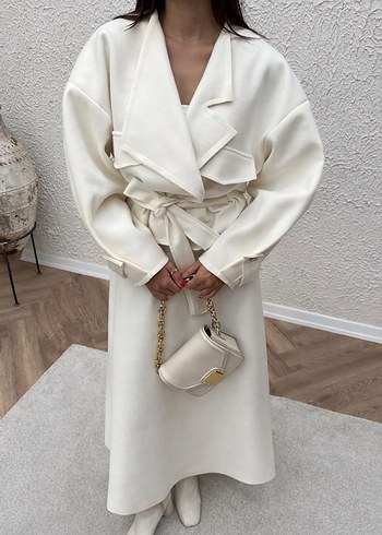 Beyaz Uzun Rahat Kesim Kadın Kaban takım - Görsel 3