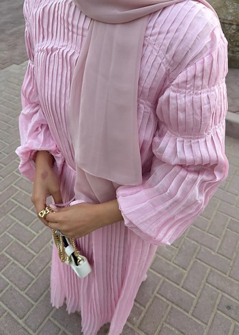 Pembe Uzun Piliseli Kadın Elbise - Görsel 2