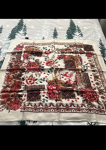 Levidor eşarp