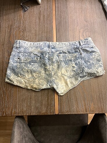 Stradivarius Stradivarius kot short
