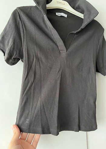 Gri Kadın Kısa Kollu Polo Yaka Tişört - Görsel 3