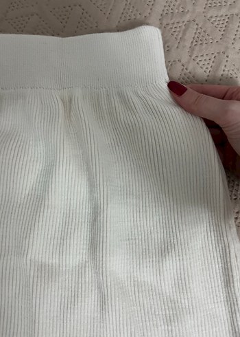 Beyaz Pamuklu Pliseli Mini Etek - Görsel 2