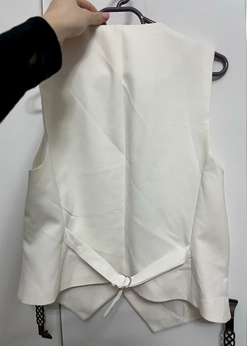 Düğmeli Beyaz Kadın Kolsuz Yelek - Görsel 3