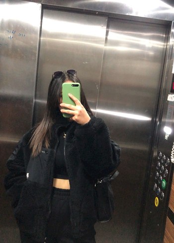 Bershka Siyah Kürklü Kadın Ceket