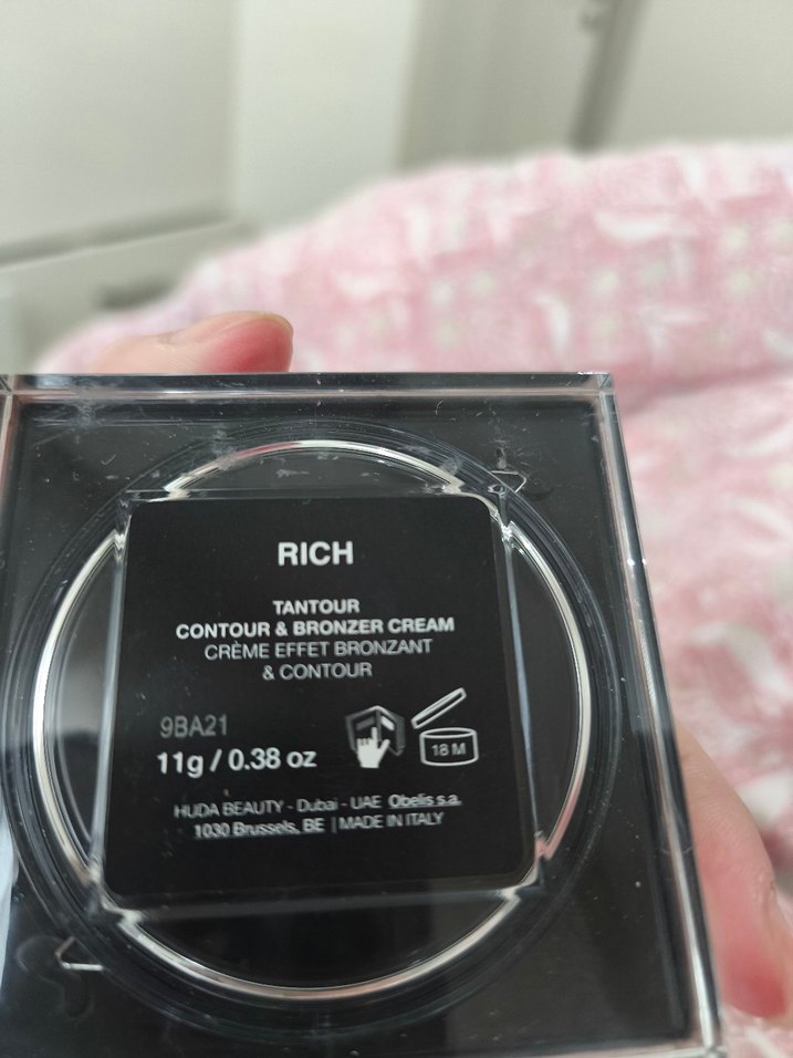 HUDA BEAUTY TANTAOUR CONTOUR&BRONZER CREAM - Görsel 2
