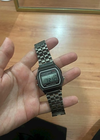 Siyah Gri Vintage Dijital Kadın Saati