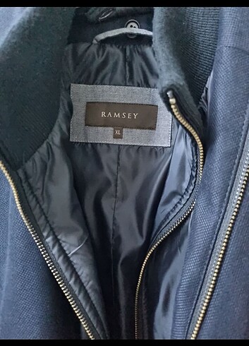xl Beden Mükemmel güzellikte mont-Ramsey