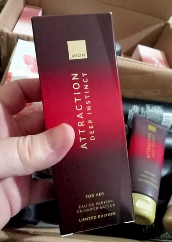 Avon Attraction Deep Instinct Kadın Parfüm Seti - Görsel 2