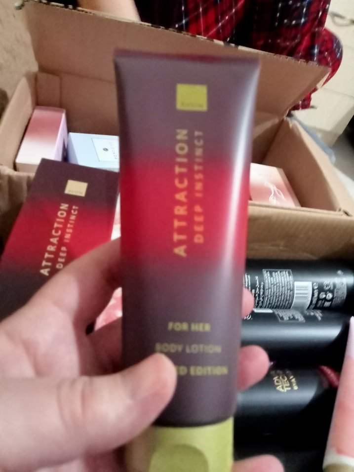 Avon Attraction Deep Instinct Kadın Parfüm Seti - Görsel 4