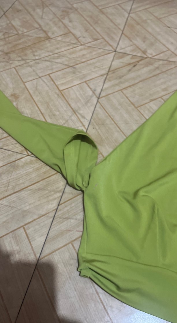 Parlak Yeşil Mini crop sirti acik - Görsel 4