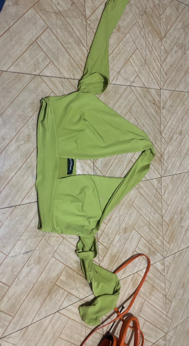 Parlak Yeşil Mini crop sirti acik - Görsel 2