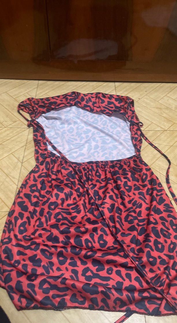 Kırmızı Desenli Uzun Straplez Elbise - Görsel 3