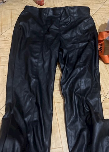 Siyah Deri Kemerli Kadın Pantolon - Görsel 3