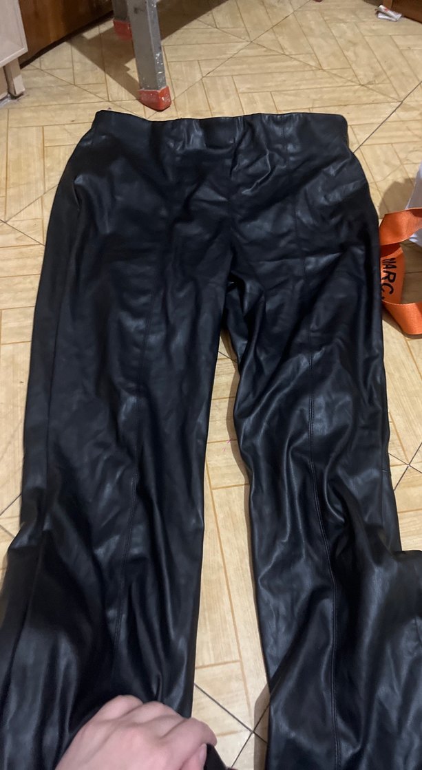 Siyah Deri Kemerli Kadın Pantolon - Görsel 3