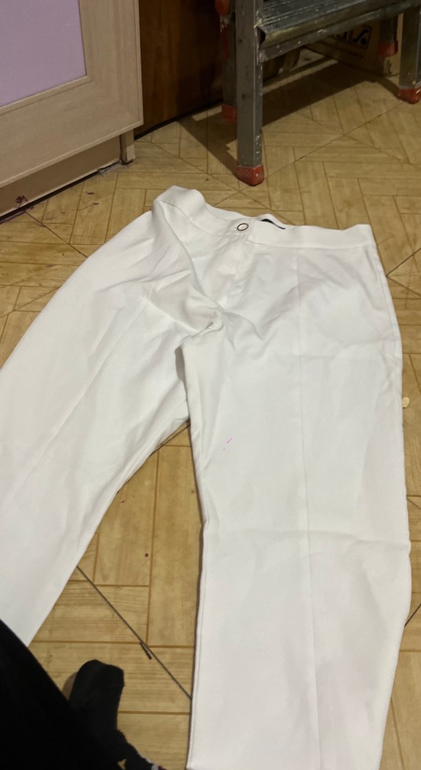 Beyaz yazlik pantolon - Görsel 3