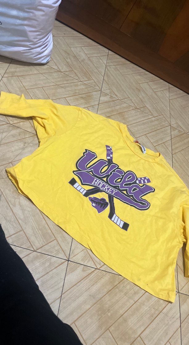 Sarı Baskılı Uzun Kollu Salaş Tişört - Görsel 3