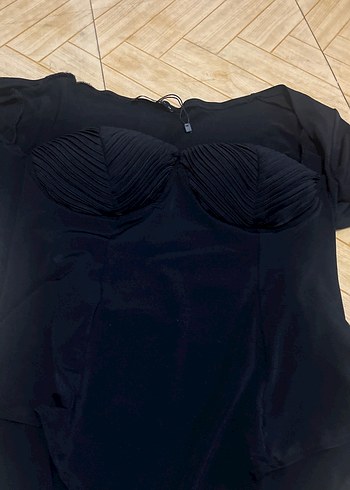 Uzun Kollu Siyah Gotik V Yaka Bluz - Görsel 2