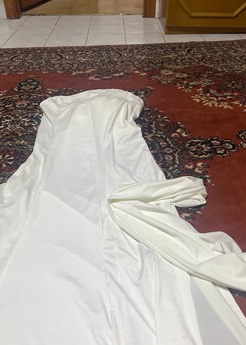 Beyaz Drapeli Straplez Uzun Kadın elbise - Görsel 4