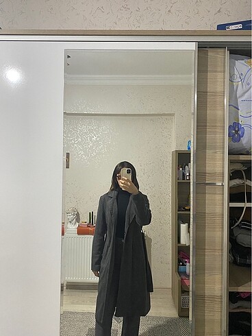 Kadın gri kaban