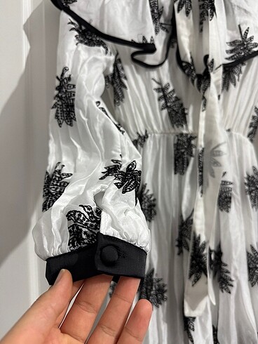 İşlemeli Astarlı Elbise - Görsel 2