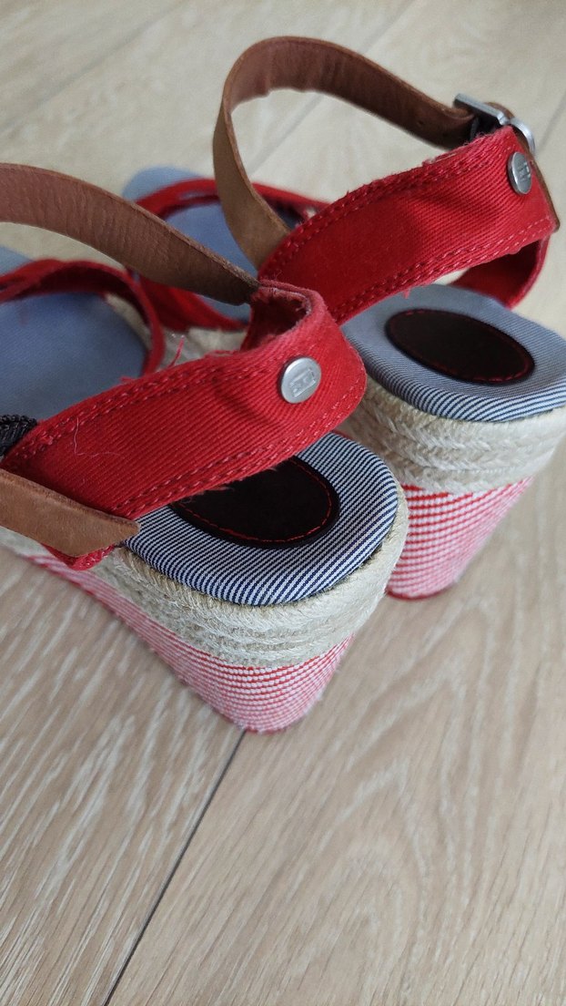 TOMMY HİLFİGER Kırmızı Dolgu Topuklu Kadın Sandalet - Görsel 5