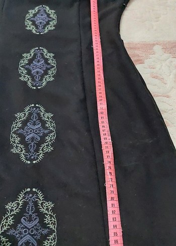 Nakışlı Gotik elbise - Görsel 8