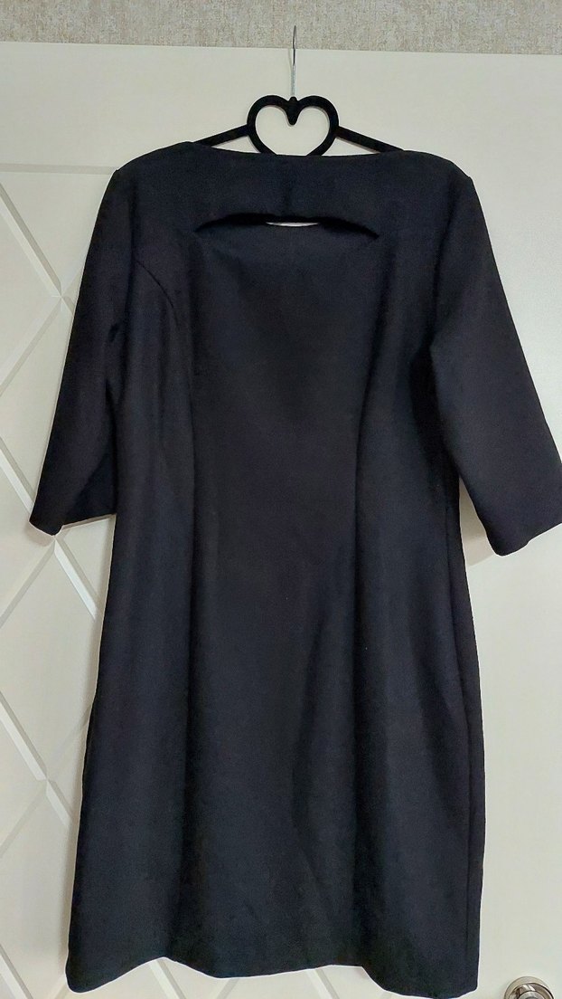 Nakışlı Gotik elbise - Görsel 2